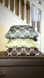 Pillow Cover Prairie Green, Dark Plum, Grey Lattice D??cor Covers