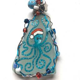 Hand-Painted Sea Glass Octopus Christmas Ornament Beaded Wired Decor - thumbnail 2