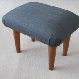 Charcoal Linen Foot Stool Small Upholstered Ottoman With Wooden Legs, S - thumbnail 4