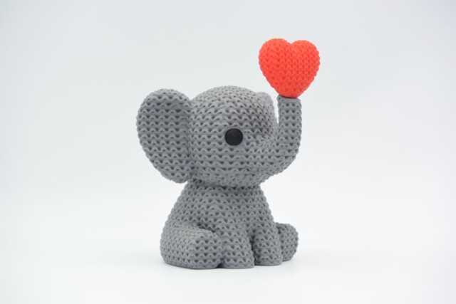 Knitted Style 3D Printed Animal With Heart - image 1
