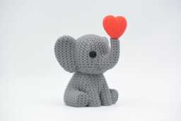 Knitted Style 3D Printed Animal With Heart - thumbnail 1