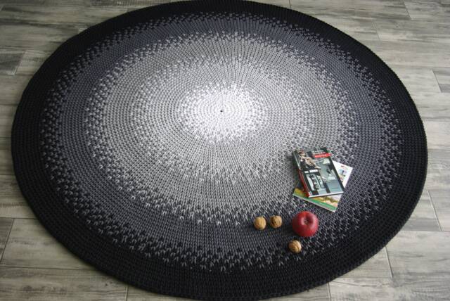 Handmade Round Cotton Rug Chunky Knit Floor Rug - image 1