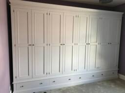 Wardrobe - 8 Door 4 Drawer Edwardian Style