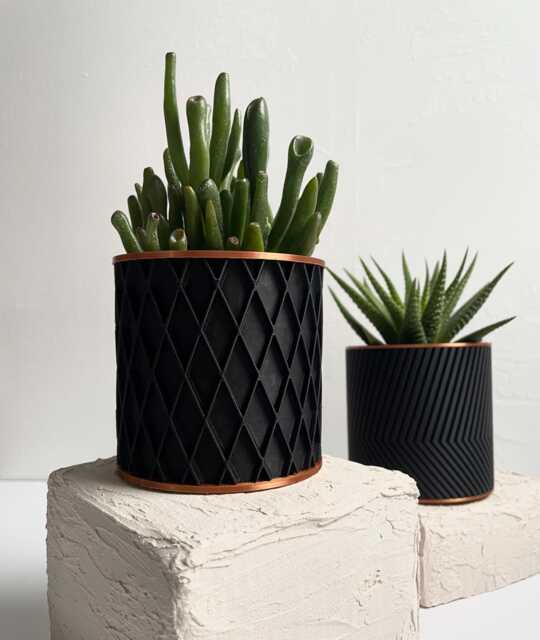Indoor Planter - Patterned Pot Black & Copper House Plants - image 1