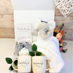 Unisex Baby Hamper Elephant Comforter, Milestone Cards, Mummy & Daddy Mugs - thumbnail 2