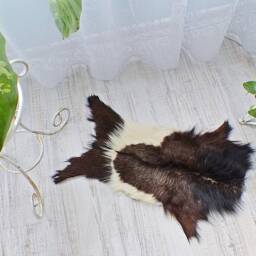 Hand Tanned Goat Skin Rug - Polish Mountain Decor - 93x55cm - thumbnail 2
