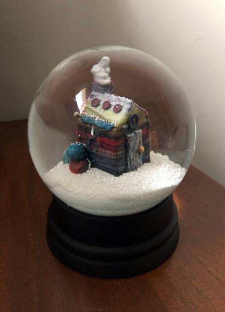 Knitter's Cabin Snow Globe By Amy Vandonsel - Limited Edition Of 25 - image 1