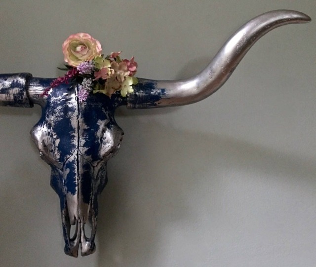 Silver & Indigo Bull Skull Wall Decor Faux Longhorn Taxidermy - image 1