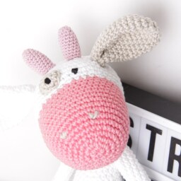 Crochet Music Box Cow Elsa - thumbnail 2