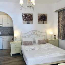 Iron Bed Dalia 160x200 - Handmade Wrought Frame - Classic Elegant Metal Lifetime Warranty - thumbnail 4