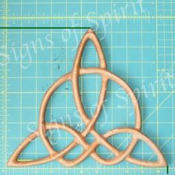 Hand Carved Cedar Celtic Knot Harmony Triquetra Wall Hanging - thumbnail 4