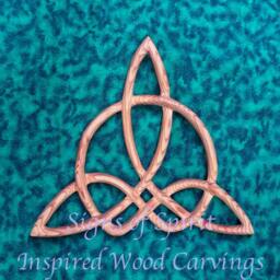 Hand Carved Cedar Celtic Knot Harmony Triquetra Wall Hanging - thumbnail 1
