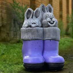 Concrete Bunny in Boots Statue Cement Rabbit Sculpture Outdoor Ornament Handcrafted Garden Animal Decor Stone Art Lover Gift - thumbnail 3