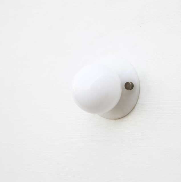 Wall Sconce/Flush Mount Ceiling Light, Mid Century Sconce/Ceiling Light With White Glass Shade Ppq4 No.0030 - image 1