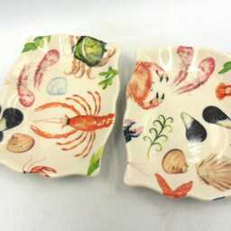A Pair Of Soap Dishes in Seashore Design By Heron Cross Pottery - thumbnail 3