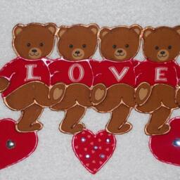 Appliqued Valentine Hand Towel Dancing Bears & Hearts - thumbnail 3