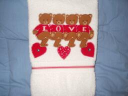 Appliqued Valentine Hand Towel Dancing Bears & Hearts - thumbnail 1