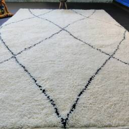 Handmade Beni Ourain Rug Moroccan White & Black Wool Carpet - thumbnail 3