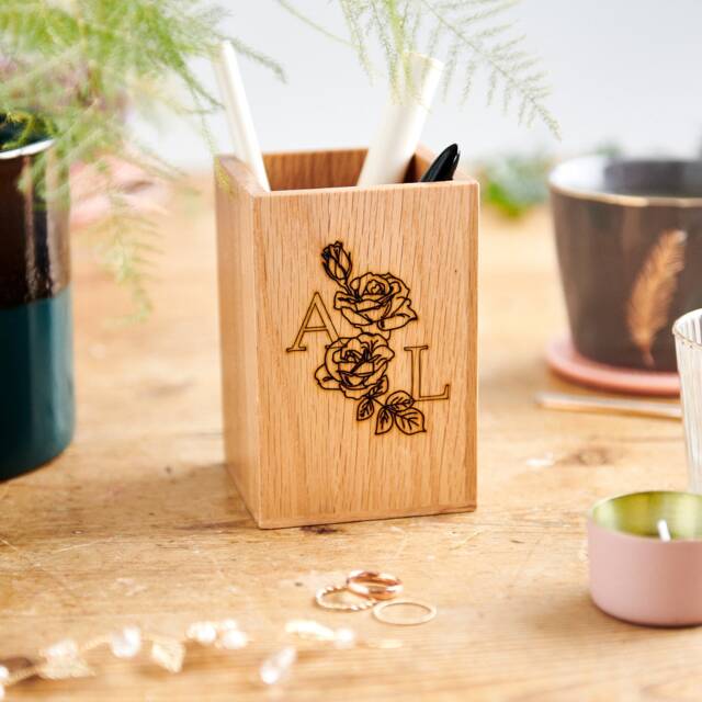 Personalised Birth Flower Pen Pot - image 1