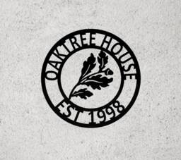 Oak Leaf Address Sign - House Name Number Wall Art Home Decor Family Circular