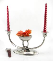 Design Cavagnini Candelabra Elegant For Mother's Day. Pewter Candlestick, Remains Polished Over Time - thumbnail 1