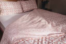 100%cotton Duvet Cover, Housewarming Gift, Kingsize Quilt Cover, Farmhouse Queen Bedding, Geometric Print Shabby Chic Indian Bedding, Lightweight - thumbnail 1