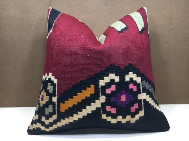 Vintage Kilim Pillow Cover, 20x20, Bohemian Turkish Handwoven Throw - image 1