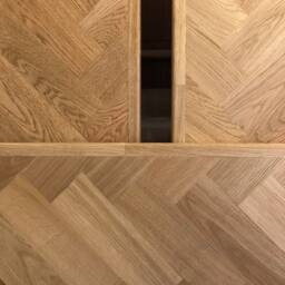 Herringbone Solid Oak Parquet Dining Table - thumbnail 4