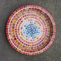 Mosaic Birdbath, Approx 28cm Diameter, Waterproof Materials, Ready For The Birds in Your Garden - - thumbnail 2