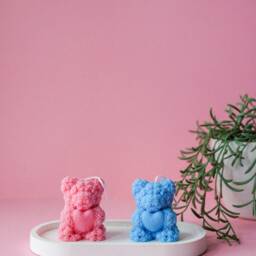 Teddy Bear Holding Heart Soy Wax Candle Handmade Home Decor - thumbnail 4
