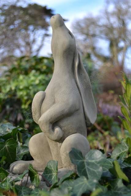 Jasper - The Moon Gazing Hare Stone Garden Ornament - image 1