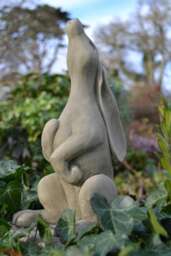 Jasper - The Moon Gazing Hare Stone Garden Ornament - thumbnail 1