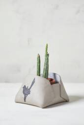 Hand-Carved Ceramic Succulent Planter Gray Bird Sgraffito Design - thumbnail 1