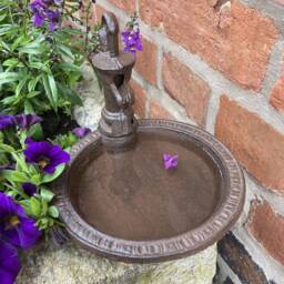 Small Cast Iron Metal Pump Style Bird Bath/Garden Feeder - thumbnail 2