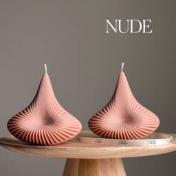 Handmade Ribbed Pyramid Soy Candle - Unique Home Decor - thumbnail 2