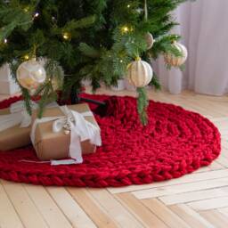 Chunky Knit Christmas Tree Skirt - Red Cable Knit, Hygge Decor - thumbnail 2