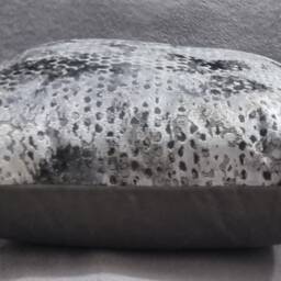 Designers Guild Mattiazzo Platinum & Omega Velvet Cushion Cover 45x45 cm - thumbnail 2