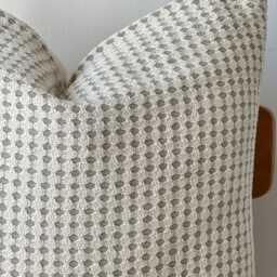 Green Neutral Natural Color & Fiber Pillow Cover - thumbnail 2