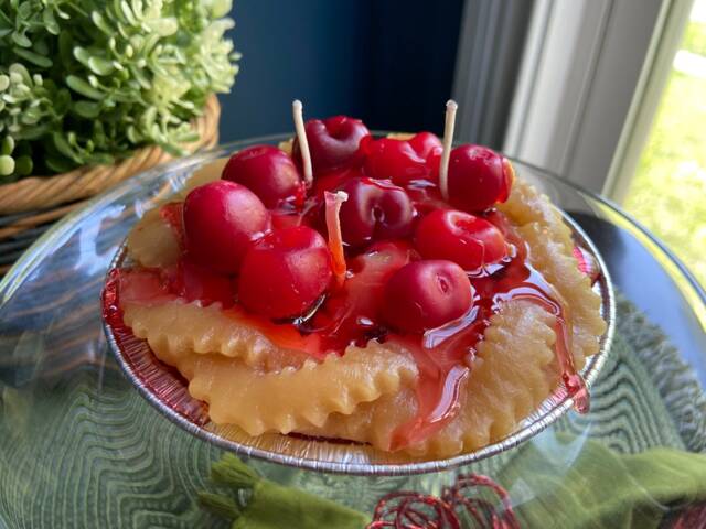 Cherry Pie Candle - image 1