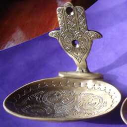 Moroccan Tarnished Brass Antique Style Wall Mounted Oval Soap Dish + Hamsa Hand - Various - thumbnail 3