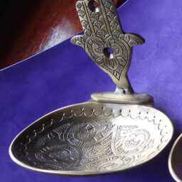 Moroccan Tarnished Brass Antique Style Wall Mounted Oval Soap Dish + Hamsa Hand - Various - thumbnail 2