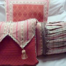 Rose Designer Fabric Pillow With 2 Flaps & Tassels Corded Edge - thumbnail 4