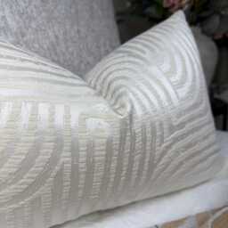 Handmade Lumbar Natural Ivory Cushion Cover, Geometric Pillow Case 12x20 - thumbnail 2