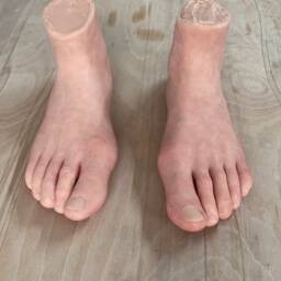 Realistic Silicone Pair Of Feet - thumbnail 3