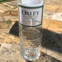 Oxley Gin Liquor Bottle Drinking Glasses Set Or Tall Candle - thumbnail 4