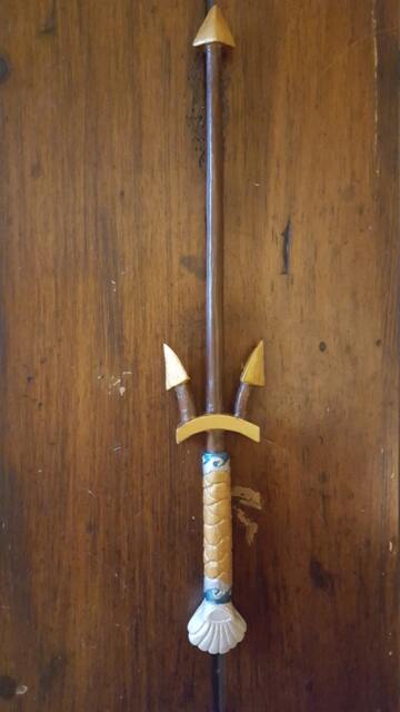 Trident Wood Wand - image 1