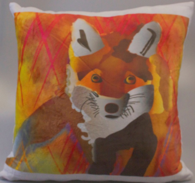 Lookingfoxpillow