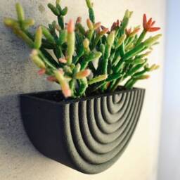 "Mid Century Modern ""Coiled Black" - thumbnail 2