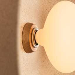 Speckled Cream Matt Xl Dawn Wall Light Sconce in Ceramic & Oak - thumbnail 3