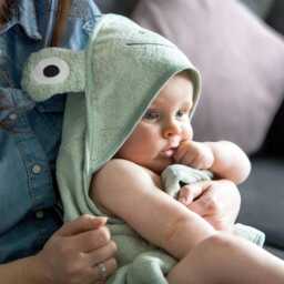Personalized Frog Hooded Towel Embroidered Name, 100% Cotton - thumbnail 3